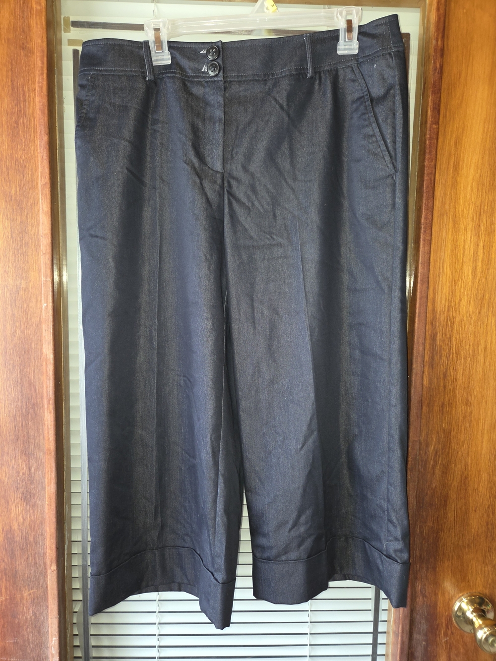 croft & barrow Women's Wide-Leg Capris in Dark Blue